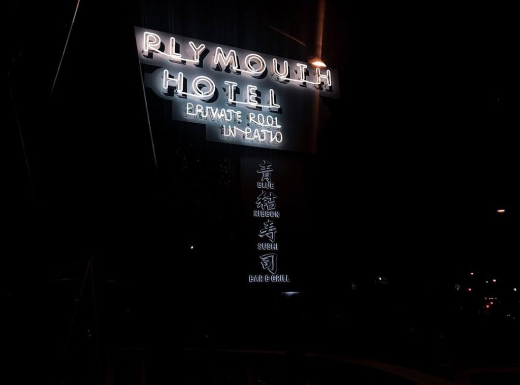 How Much Is Tuzialadu Hotel