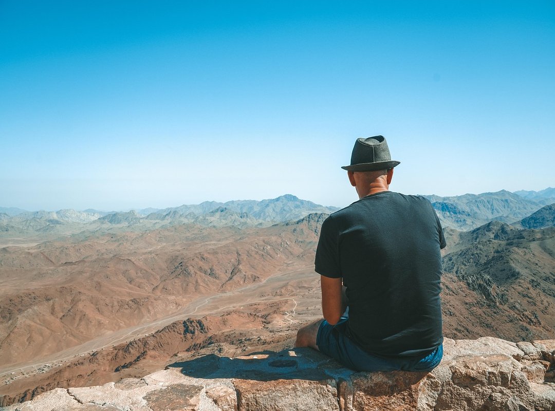 What to Look for in Lauren Alexis Content